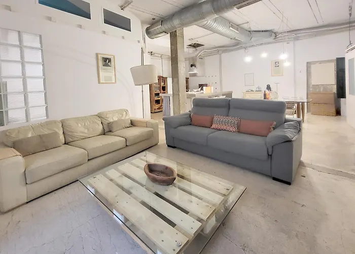 Loft Soho, Free Garage, Downtown