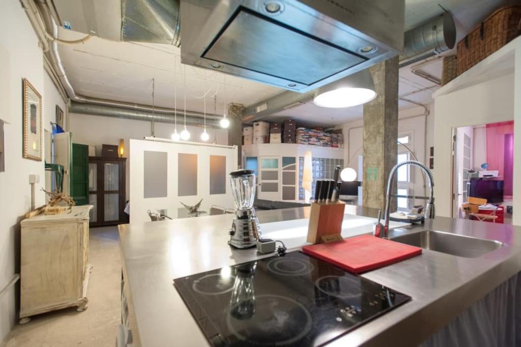 Loft Soho, Free Garage, Downtown *
